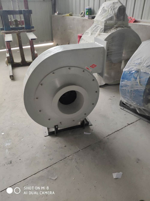 9-26玻璃鋼高壓離心風機